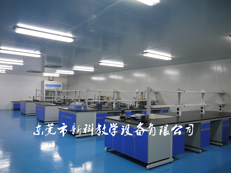<a href='http://www.jrzfw.cn/products/63-1.html' target='1' style='font-size:18px; font-weight:bold; color:#000000;'>中央實驗臺</a>案例